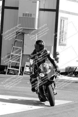 media/Mar-20-2023-Moto Forza (Mon) [[d0bbc59e78]]/Around the Pits/